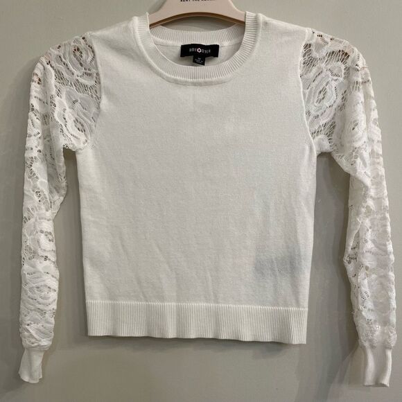 ☀️Amy Byer White Ribbed Crop Sweatshirt - Picture 1 of 8